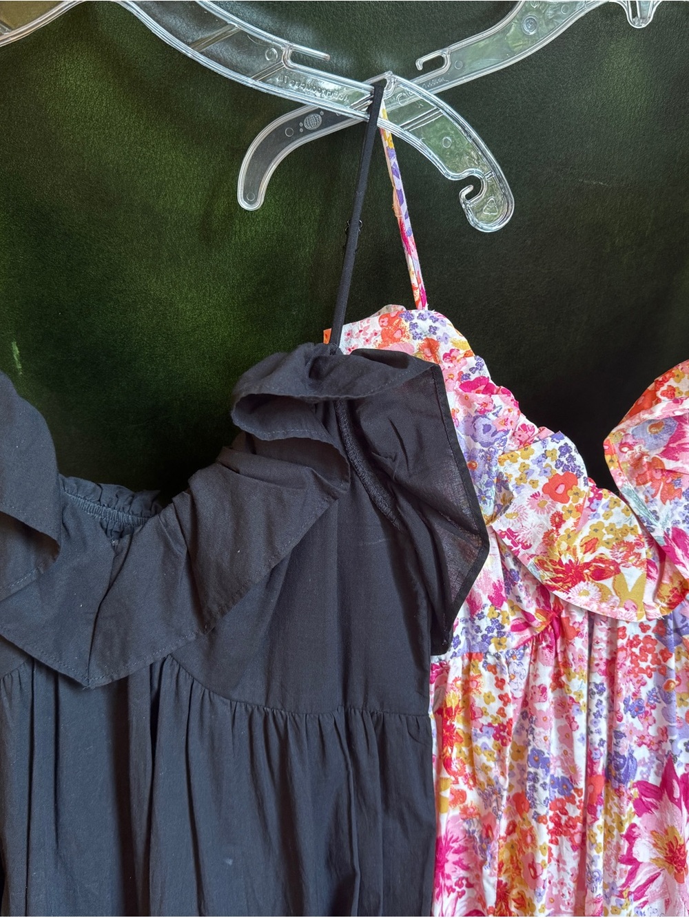 H&M 2 for 1: Ruffle, Vneck Maxi Dresses - Picture 4 of 8